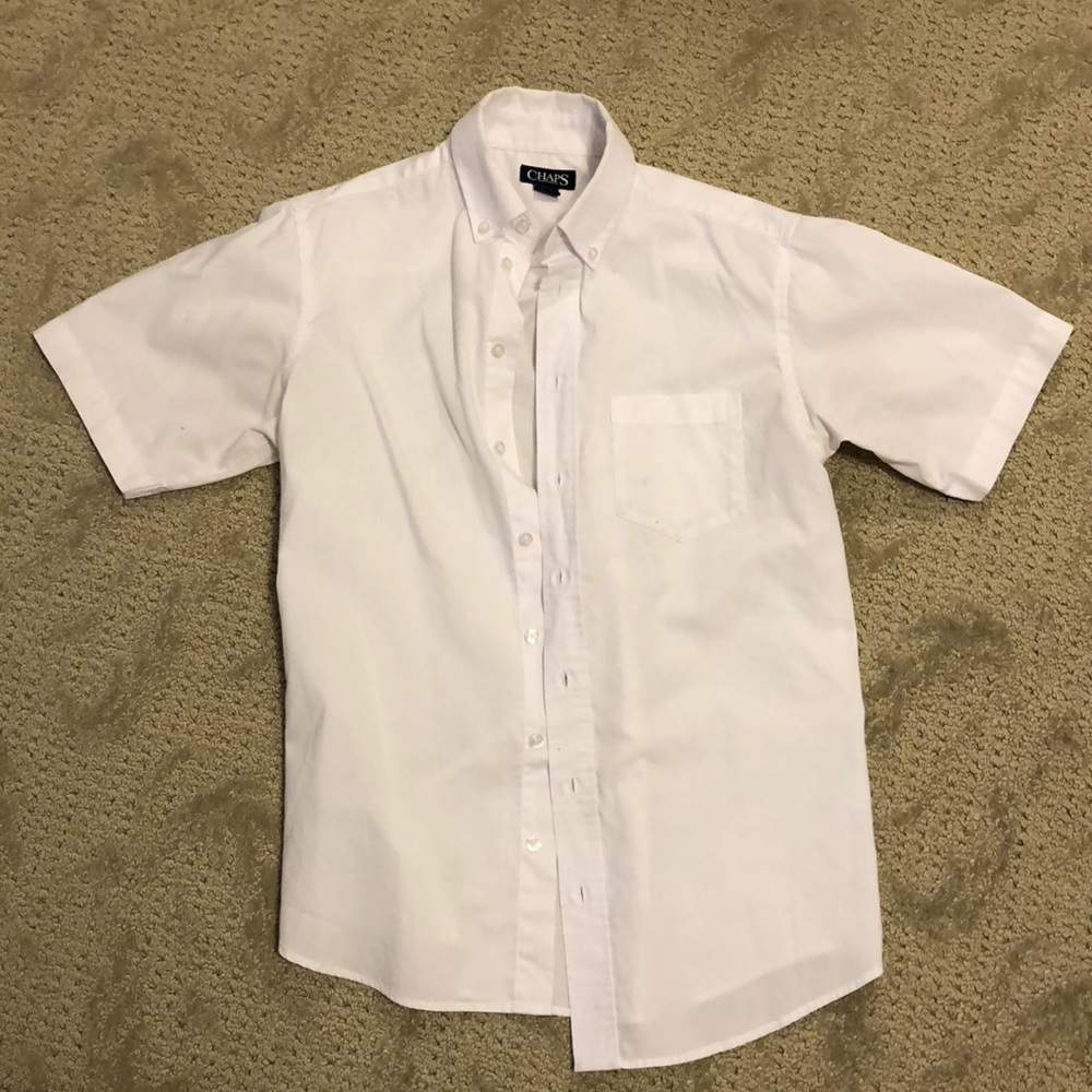 White shirt (same as the one before)